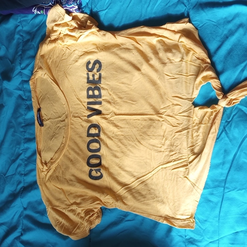 Crop top.